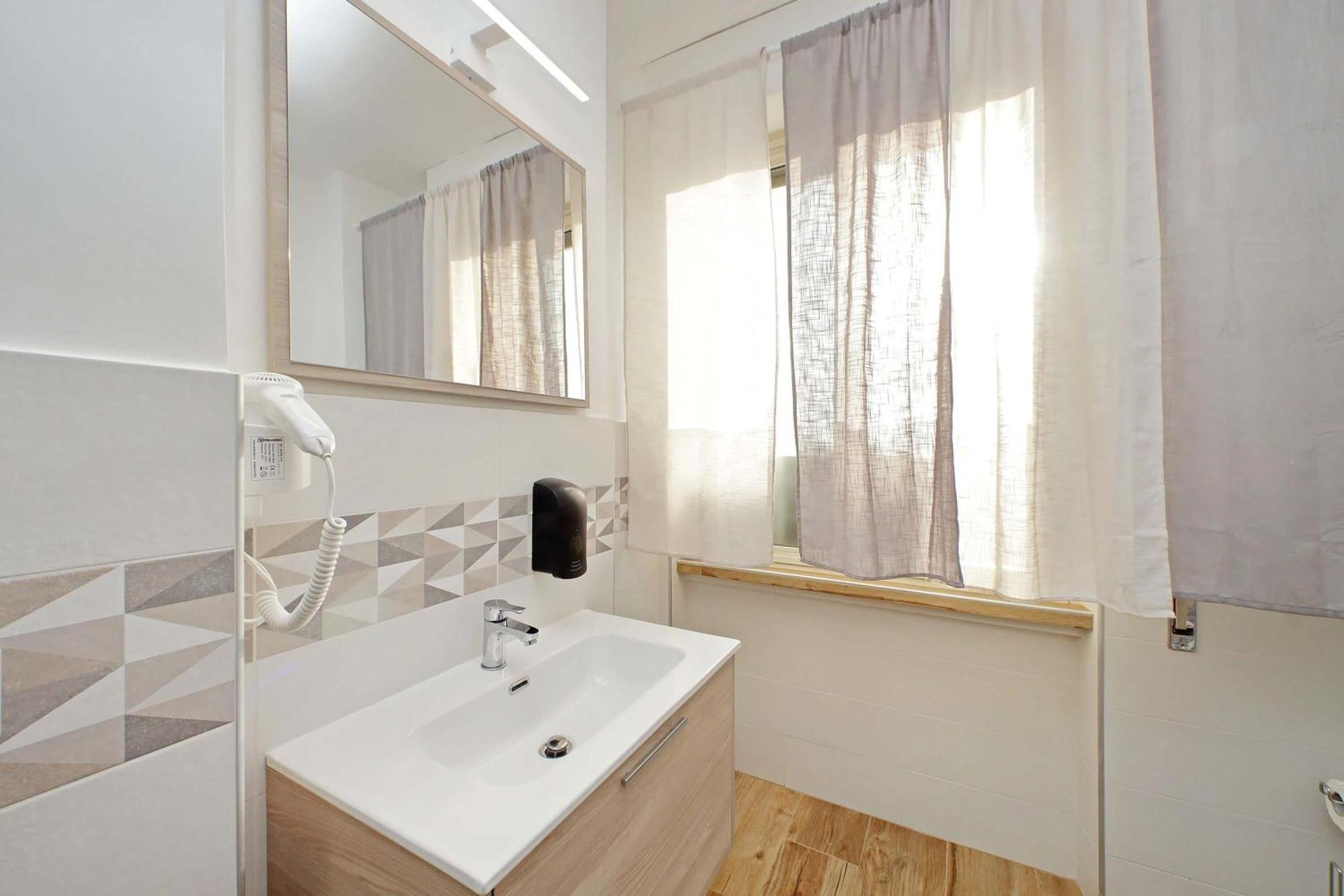 The Colours Rooms Guest House 로마 외부 사진